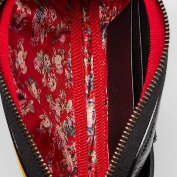 Gucci Black Patent Leather Rubber Game Patch Logo Belt Bag Size 85/34 - Picture 10 of 10